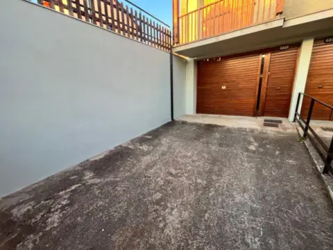 Casa en calle Canigou, nº 25