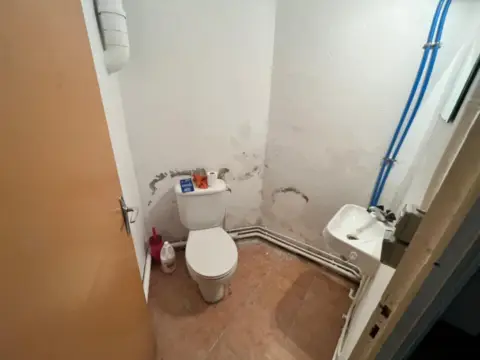 Edificio en calle Belloch, nº 1