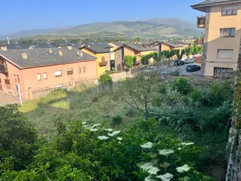 Terreno en Carrer del Puigpedrós, 1