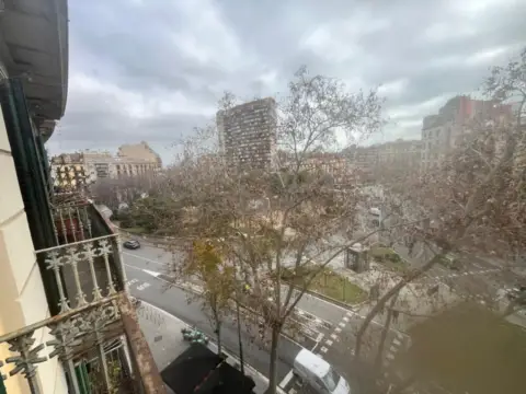 Piso en Plaça de Tetuan