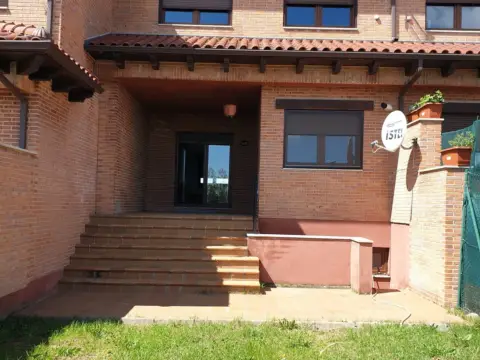 Chalet adosado en Estrella de Izar