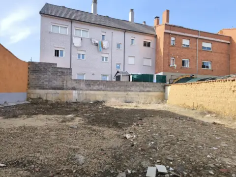 Terreno en calle Real