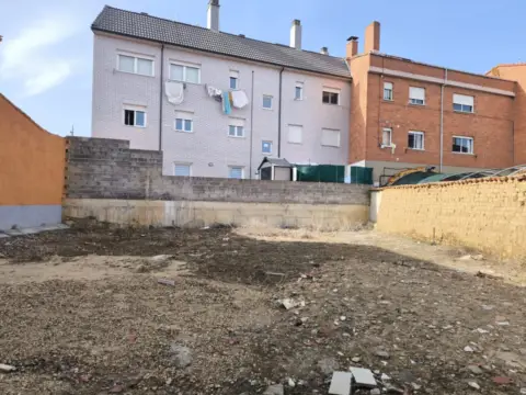 Terreno en calle Real