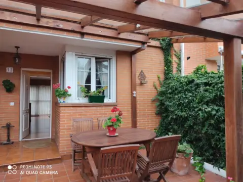 Chalet en La Fresneda-Bobes - Valbona-Viella