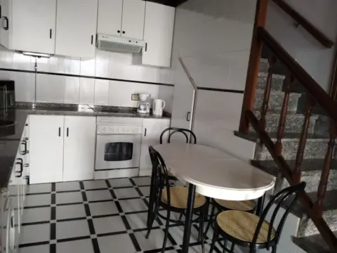 Casa en Avenida Gondán