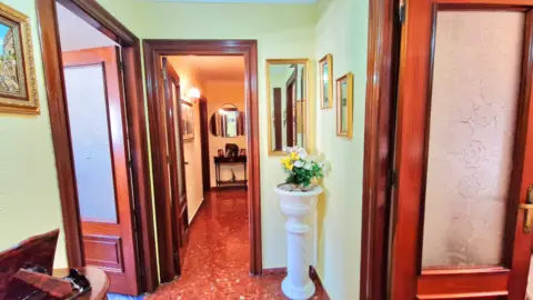 Piso en calle de la República Argentina