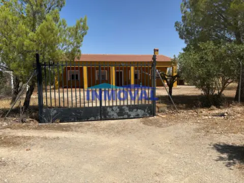 Finca rústica en Valdepeñas