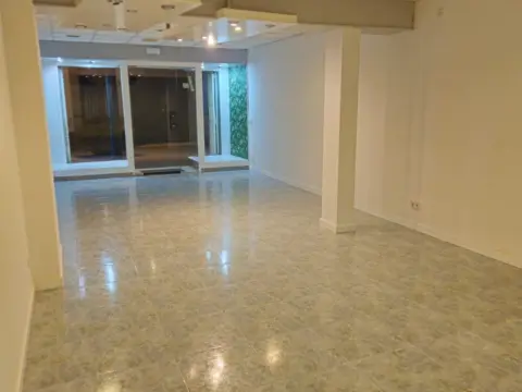 Local comercial en Carrer de la Mar