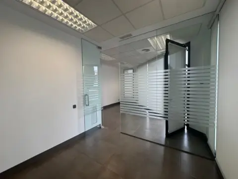 Local comercial en Carrer Rierany dels Frares