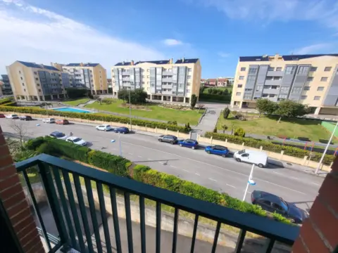 Piso en Avenida de Cantabria