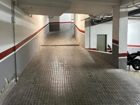 Garaje en Carrer de la Mare de Déu del Remei