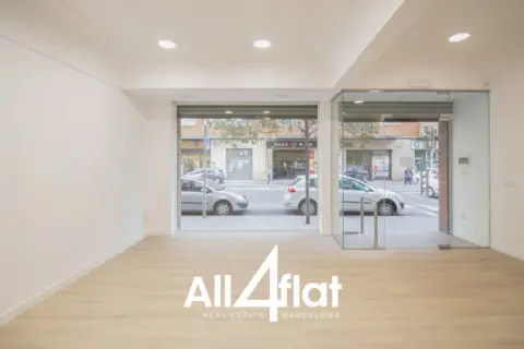 Local comercial en Avinguda de Madrid