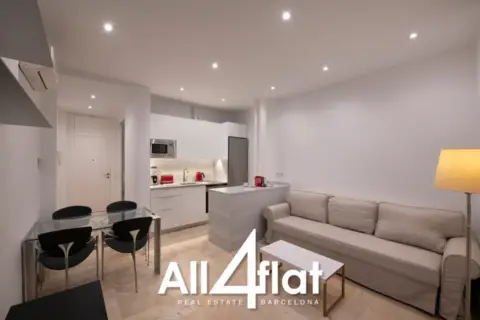 Estudio en Carrer del Sabateret