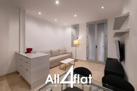Estudio en Carrer del Sabateret