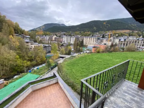 Piso en Avenida del Traves