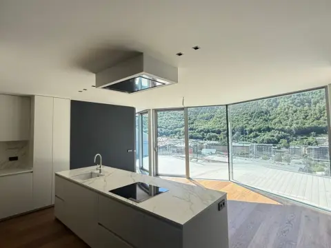 3-bedroom penthouse for sale in Andorra la Vella · 3 of 16