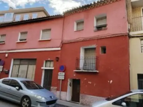 Casa en calle de la Constitución