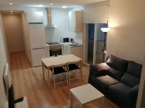 Habitación en calle de Nicasio Pérez, 17