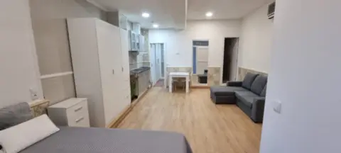 Estudio en calle de Concha Velasco, 31