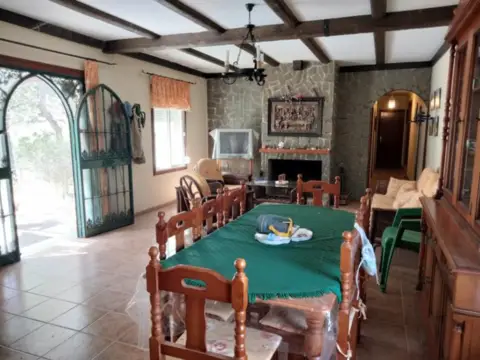 Chalet en Polígono  Trece