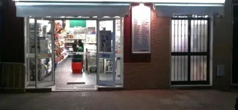 Local comercial en Avenida de España