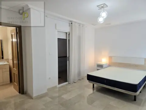 Piso en calle Jaime Mollá Sempere