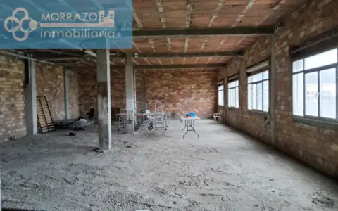 Local comercial en Bueu (Casco Urbano)