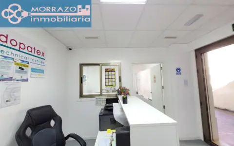 Local comercial en Rúa de Montero Ríos