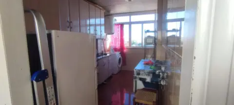 Piso en calle de la Alhambra