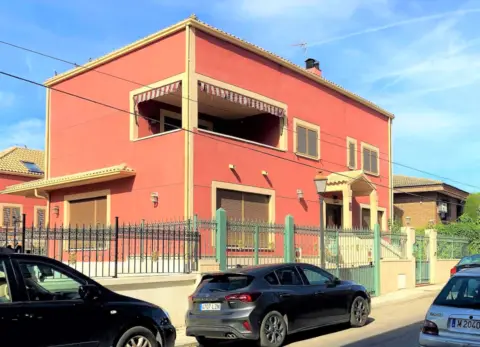 Chalet unifamiliar en calle Mirador, 5