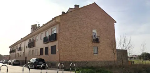 Piso en calle de la Seseña, 5