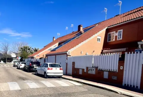 Chalet adosado en calle de Intergolf, 16