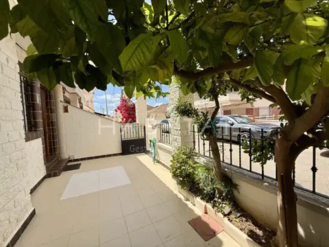 Dúplex en Torre de la Horadada