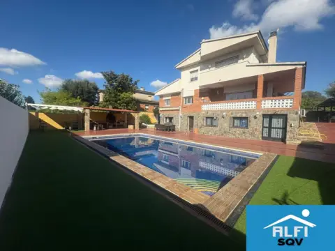 Chalet unifamiliar en Carrer de les Vinyes