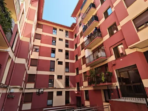 Piso en calle de Legaño, 6