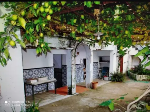 Casa en calle de las Rejas