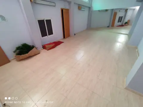 Local comercial en Avenida del Monseñor Riberi