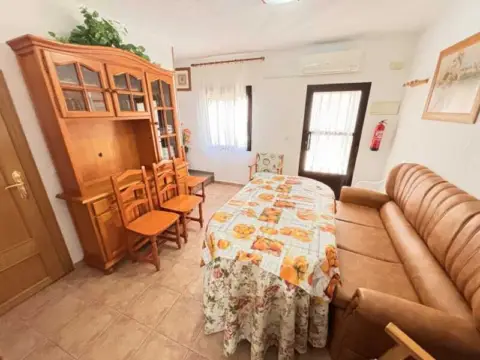 Casa en calle del Canónigo Sánchez Bustamante