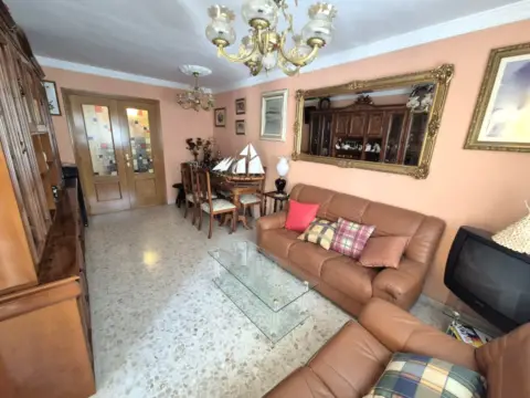 Piso en calle de Valdepeñas