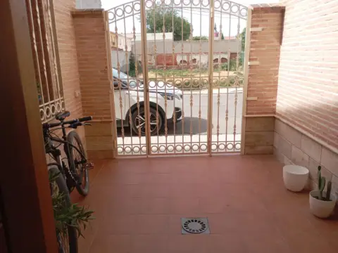 Casa en calle de Manuel de Falla