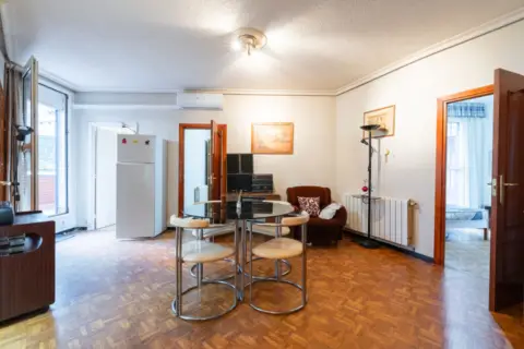 Piso en Avenida de Nuevo Versalles