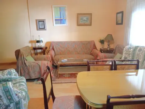 Chalet unifamiliar en calle de Juan de Austria, 8