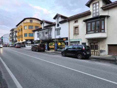 Casa en calle Saron-Ferial