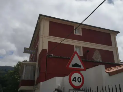 Edificio en Barrio de la Alceda