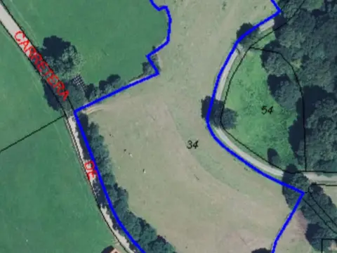 Terreno en calle Esles