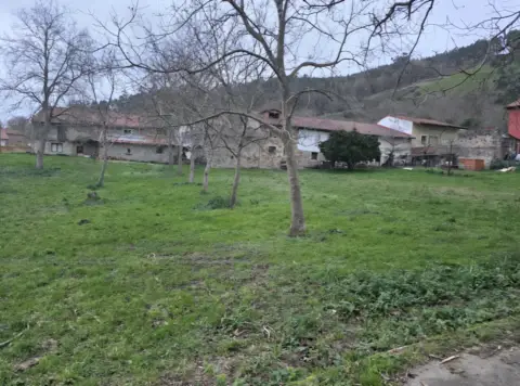 Terreno en Barrio de Arenal Lio las Fluentes