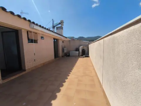 Ático en calle Rosales