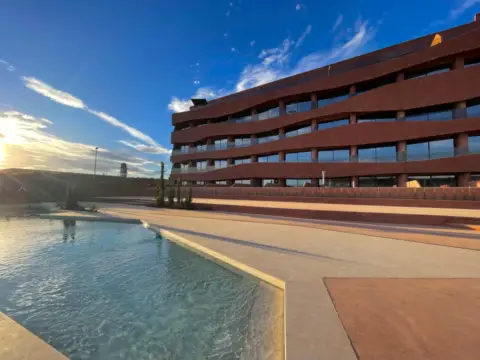 Estudio en Avenida Costera Norte