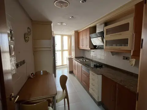 Piso en calle Reina Sofía