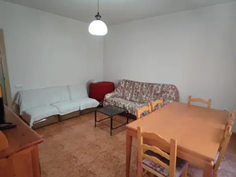 Piso en calle Santa Rosalia